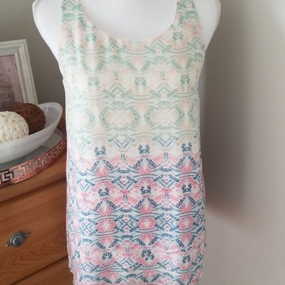 CAbi Mosaic tunic top - Picture 3 of 8